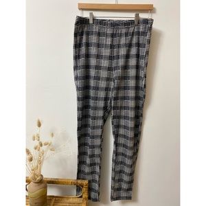 Black and white plaid striped pants